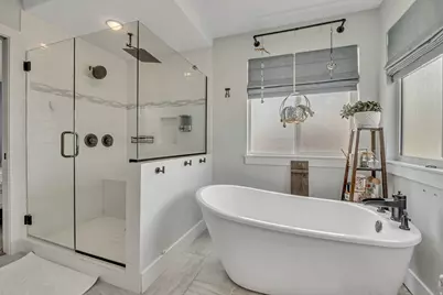 8223 S 1000 E, Sandy, UT 84094 - Photo 19