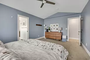 8223 S 1000 E, Sandy, UT 84094 - Photo 17