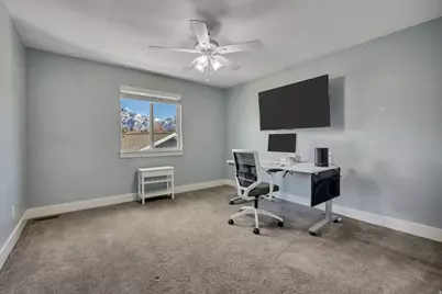 8223 S 1000 E, Sandy, UT 84094 - Photo 23