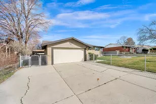 4535 S Driftwood Dr W, Taylorsville, UT 84123 - Photo 3