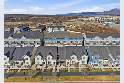 1041 W Painted Horse Ln, Bluffdale, UT 84065 - Photo 31