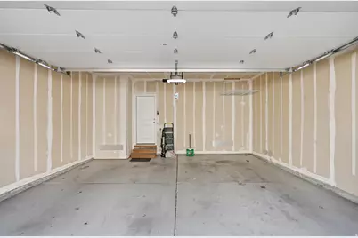 1041 W Painted Horse Ln, Bluffdale, UT 84065 - Photo 29