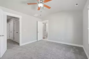 1041 W Painted Horse Ln, Bluffdale, UT 84065 - Photo 15