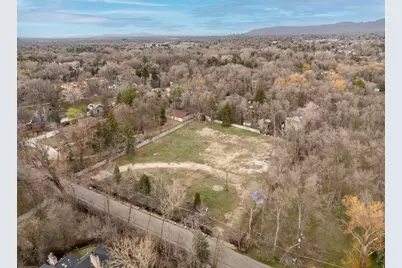 2323 E Walker Ln, Holladay, UT 84117 - Photo 5