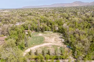 2323 E Walker Ln, Holladay, UT 84117 - Photo 3