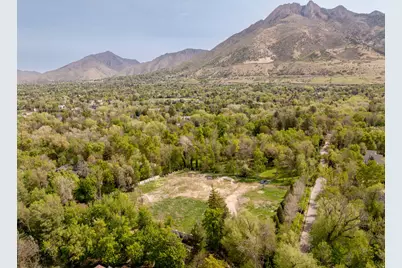 2323 E Walker Ln, Holladay, UT 84117 - Photo 9