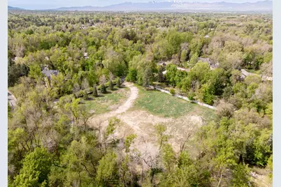 2323 E Walker Ln, Holladay, UT 84117 - Photo 7