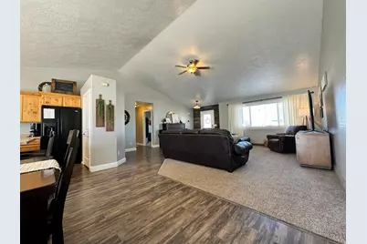 4200 W 600 Cir N, Vernal, UT 84078 - Photo 3