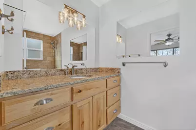 9976 S Tamara St E, Sandy, UT 84094 - Photo 15