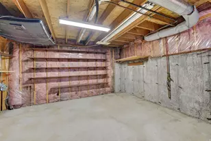 9976 S Tamara St E, Sandy, UT 84094 - Photo 23