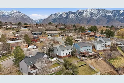 9976 S Tamara St E, Sandy, UT 84094 - Photo 29