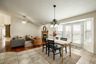 1420 W Jordan Hills Dr S, South Jordan, UT 84095 - Photo 7