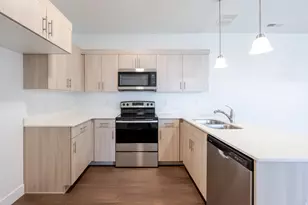 6688 W Twin Rocks Ln, Herriman, UT 84096 - Photo 11