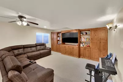 9298 N Deerfield Cir, Eagle Mountain, UT 84005 - Photo 25