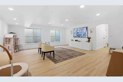 8494 N Turnberry Rd E, Eagle Mountain, UT 84005 - Photo 13