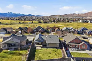 8494 N Turnberry Rd E, Eagle Mountain, UT 84005 - Photo 27