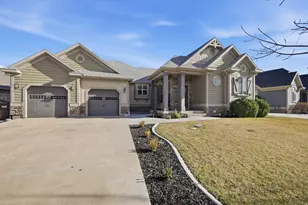 8494 N Turnberry Rd E, Eagle Mountain, UT 84005 - Photo 23