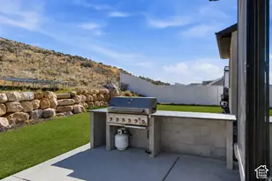 2313 E Patriot Dr, Eagle Mountain, UT 84005 - Photo 61