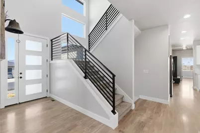 2313 E Patriot Dr, Eagle Mountain, UT 84005 - Photo 11