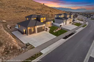 2313 E Patriot Dr, Eagle Mountain, UT 84005 - Photo 7