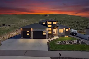 2313 E Patriot Dr, Eagle Mountain, UT 84005 - Photo 1