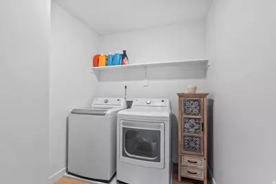 4892 S Snarr Haven Ct W, Taylorsville, UT 84129 - Photo 23