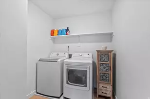 4892 S Snarr Haven Ct W, Taylorsville, UT 84129 - Photo 23