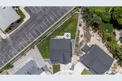 4892 S Snarr Haven Ct W, Taylorsville, UT 84129 - Photo 33