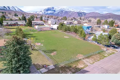 650 E Bridger Ln, Elk Ridge, UT 84651 - Photo 27