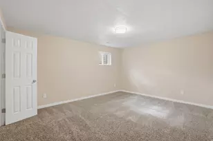 3675 W Toulouse S, West Valley, UT 84120 - Photo 23