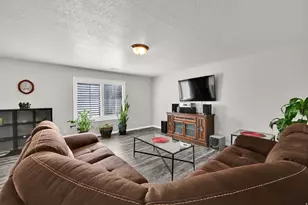 892 N Flint Circle, Tooele, UT 84074 - Photo 7