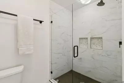 939 S Donner Way #A201, Salt Lake City, UT 84108 - Photo 19