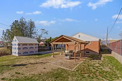 339 W 4675 S, Washington Terrace, UT 84405 - Photo 29