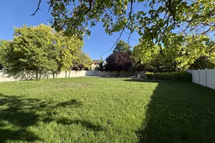 3042 W Chalk Creek Way, South Jordan, UT 84095 - Photo 33
