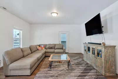 10712 S Kestrel Rise Rd, South Jordan, UT 84009 - Photo 3