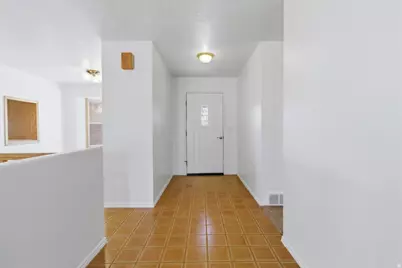 155 S 200 W, Gunnison, UT 84634 - Photo 3