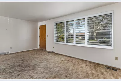 2001 N 400 W, Sunset, UT 84015 - Photo 7