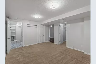 1042 E Douglas N, Ogden, UT 84404 - Photo 13