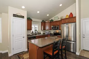 3844 W Tamarisk Ct, South Jordan, UT 84009 - Photo 15