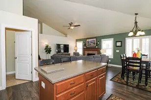 3844 W Tamarisk Ct, South Jordan, UT 84009 - Photo 17