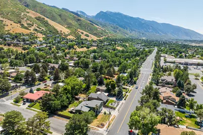 7717 S 3500 E, Cottonwood Heights, UT 84121 - Photo 53