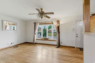 224 W 4600 S, Washington Terrace, UT 84405 - Photo 7