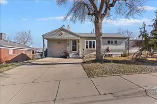 224 W 4600 S, Washington Terrace, UT 84405 - Photo 1