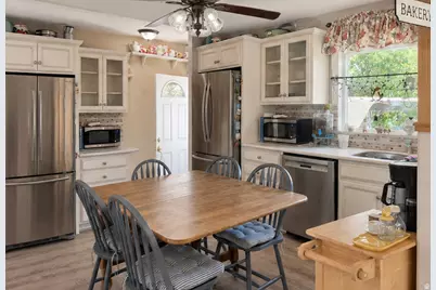 224 W 4600 S, Washington Terrace, UT 84405 - Photo 5