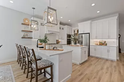 4584 N La Ringhiera Dr, Lehi, UT 84048 - Photo 9