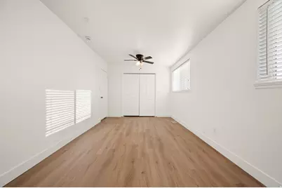 7161 S 2155 E, Cottonwood Heights, UT 84121 - Photo 15