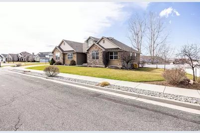 599 S 330 W, Providence, UT 84332 - Photo 13