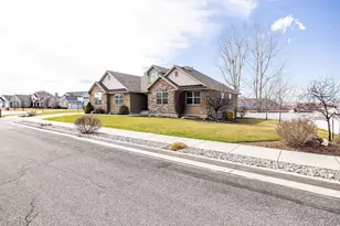 599 S 330 W, Providence, UT 84332 - Photo 13