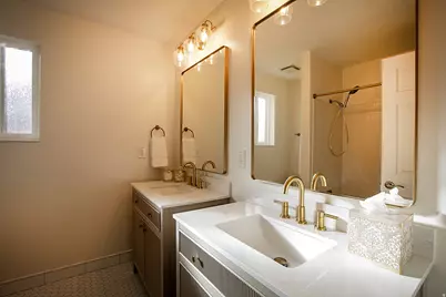 1888 S 1150 E, Bountiful, UT 84010 - Photo 27