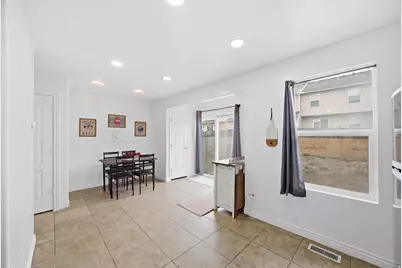 7939 N Dundee Dr, Eagle Mountain, UT 84005 - Photo 11